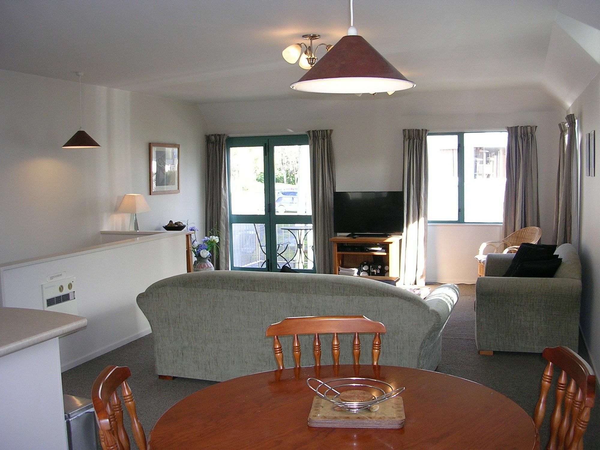 Les Troupes Apartments Akaroa Eksteriør billede